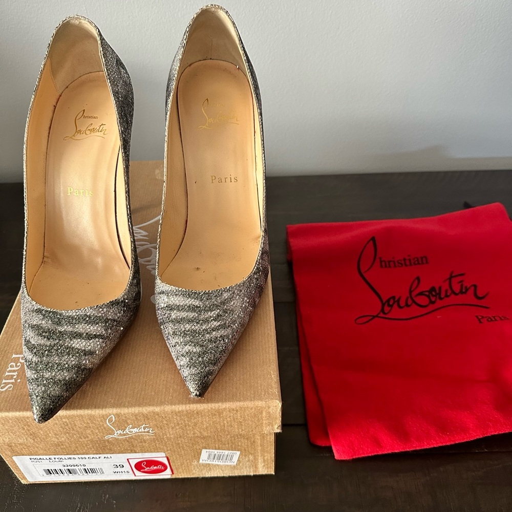 Christian Louboutin Decolette 554 100mm heels